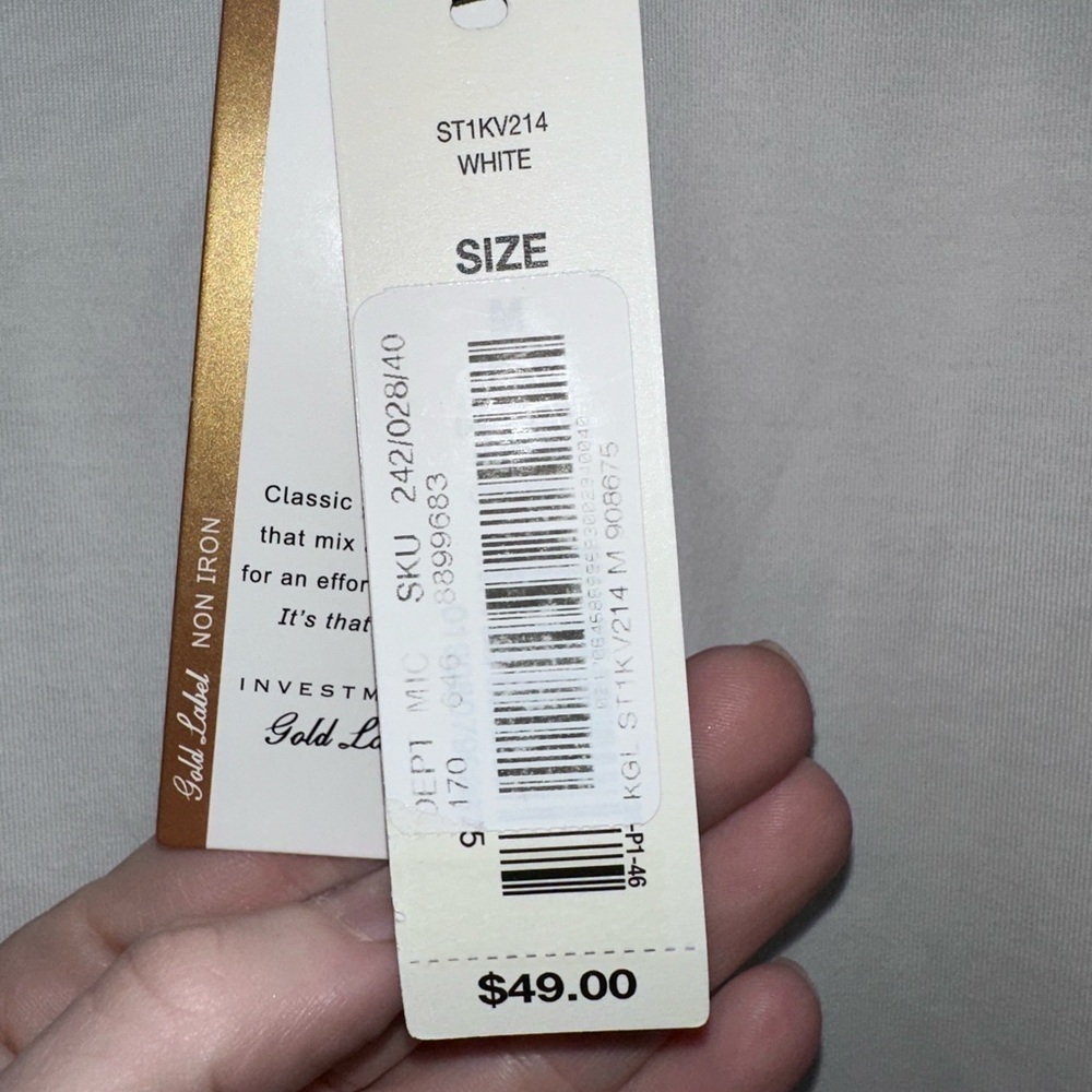 Investments Gold Label White Women's Shirt Size Medium NWT - Picture 4 of 4
